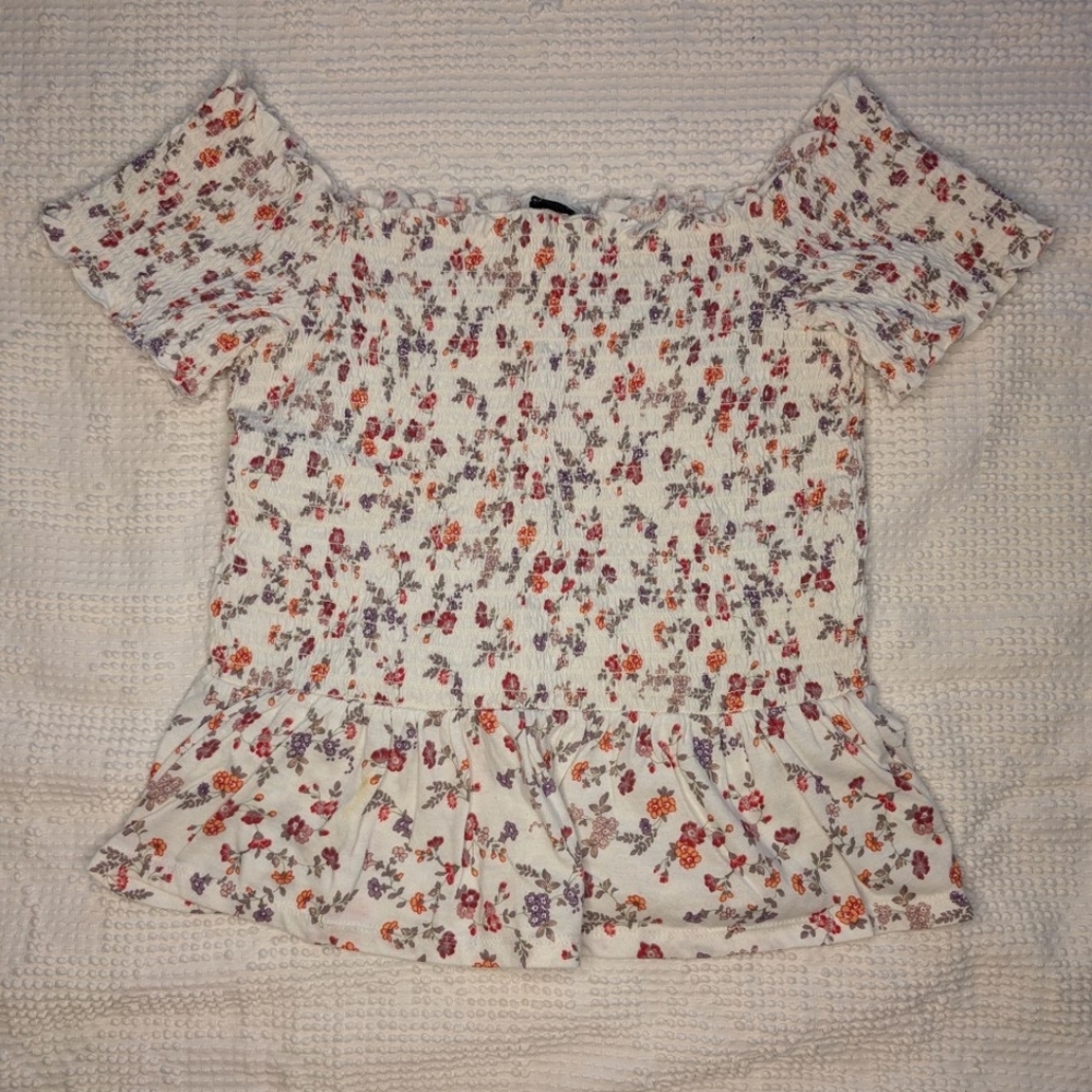 American Eagle║Smocked Ruffle Floral Top║Size S